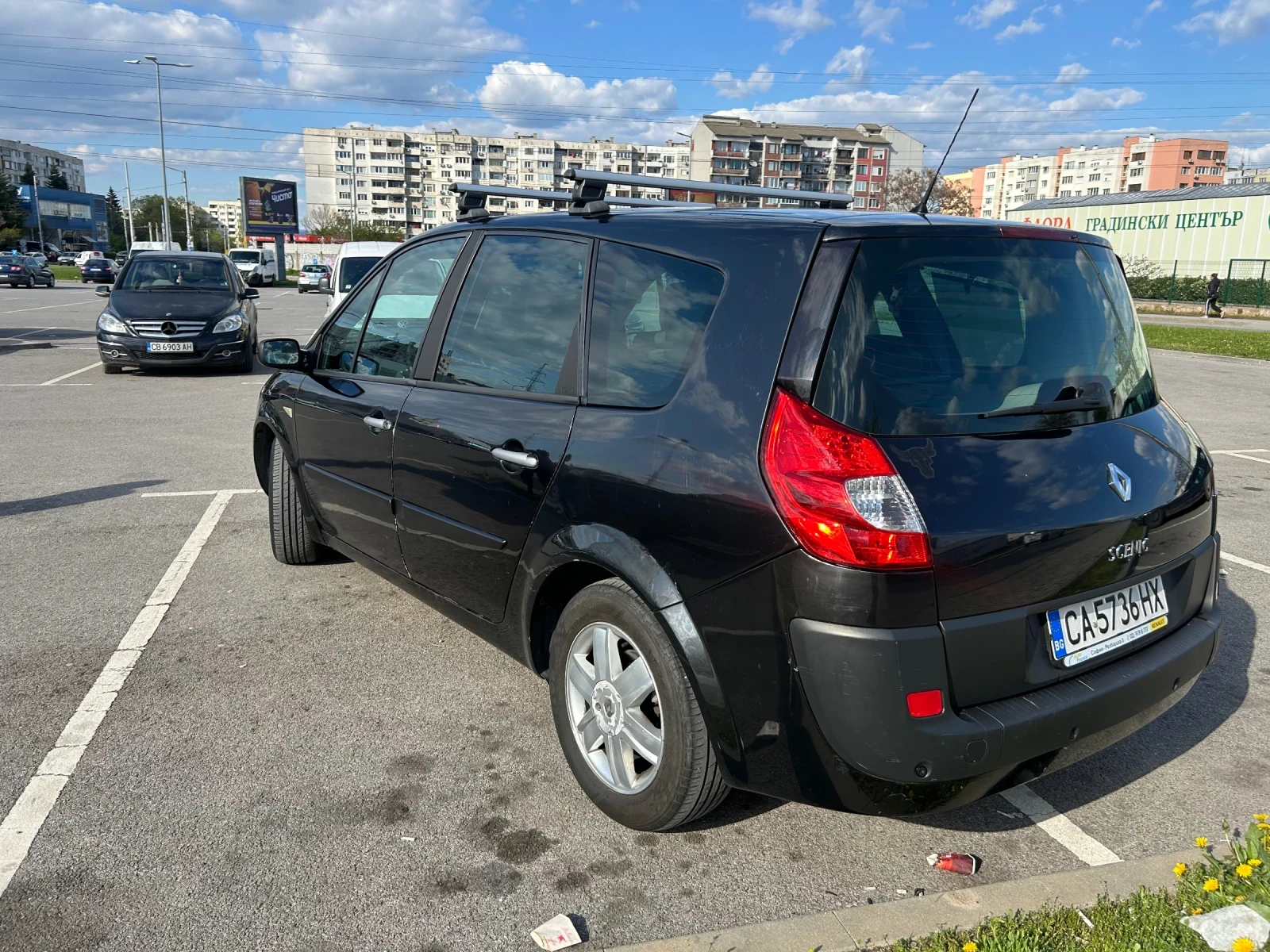 Renault Scenic 1.5DCI, снимка 3 - Автомобили и джипове - 54495188