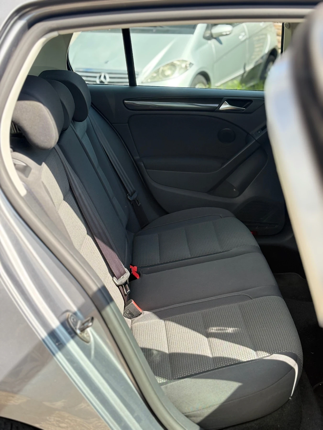 VW Golf ? Volkswagen Golf 6 2.0 TDI 110 к.с. Highline, снимка 8 - Автомобили и джипове - 54702582