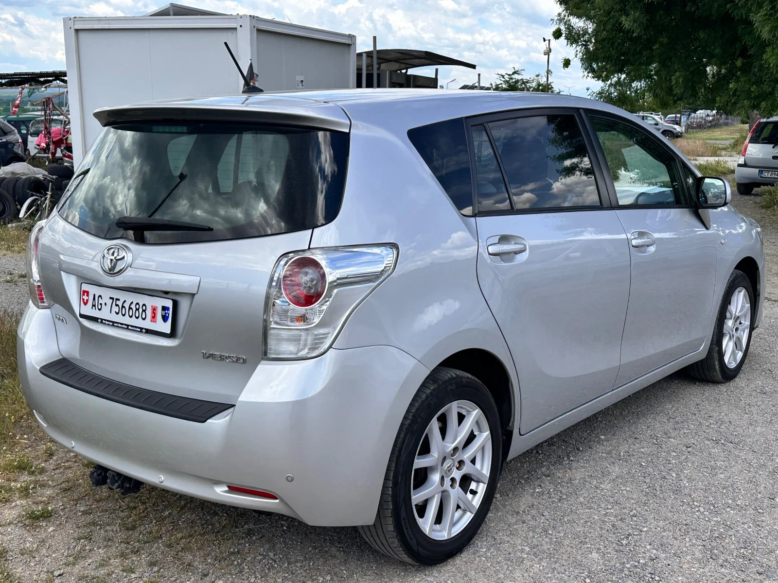 Toyota Verso 1.8i 147кс ШВЕЙЦАРИЯ, снимка 5 - Автомобили и джипове - 54728720