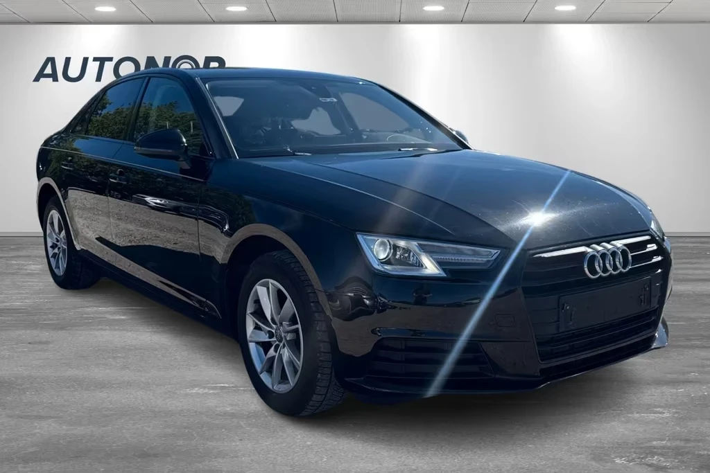 Audi A4 Limusina 2.0benzin  Aut. 190ps DK, снимка 2 - Автомобили и джипове - 54900386