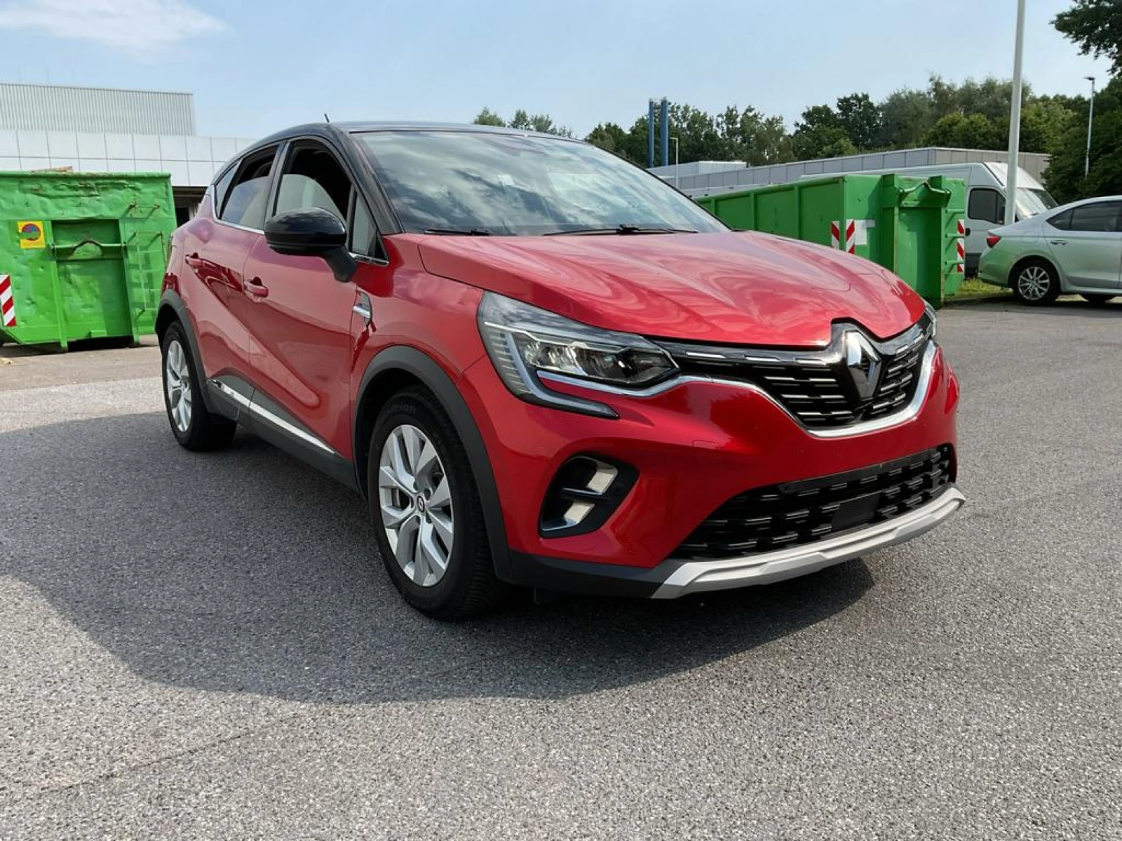 Renault Captur 1.6 Intens - Hybrid, снимка 3 - Автомобили и джипове - 55098346