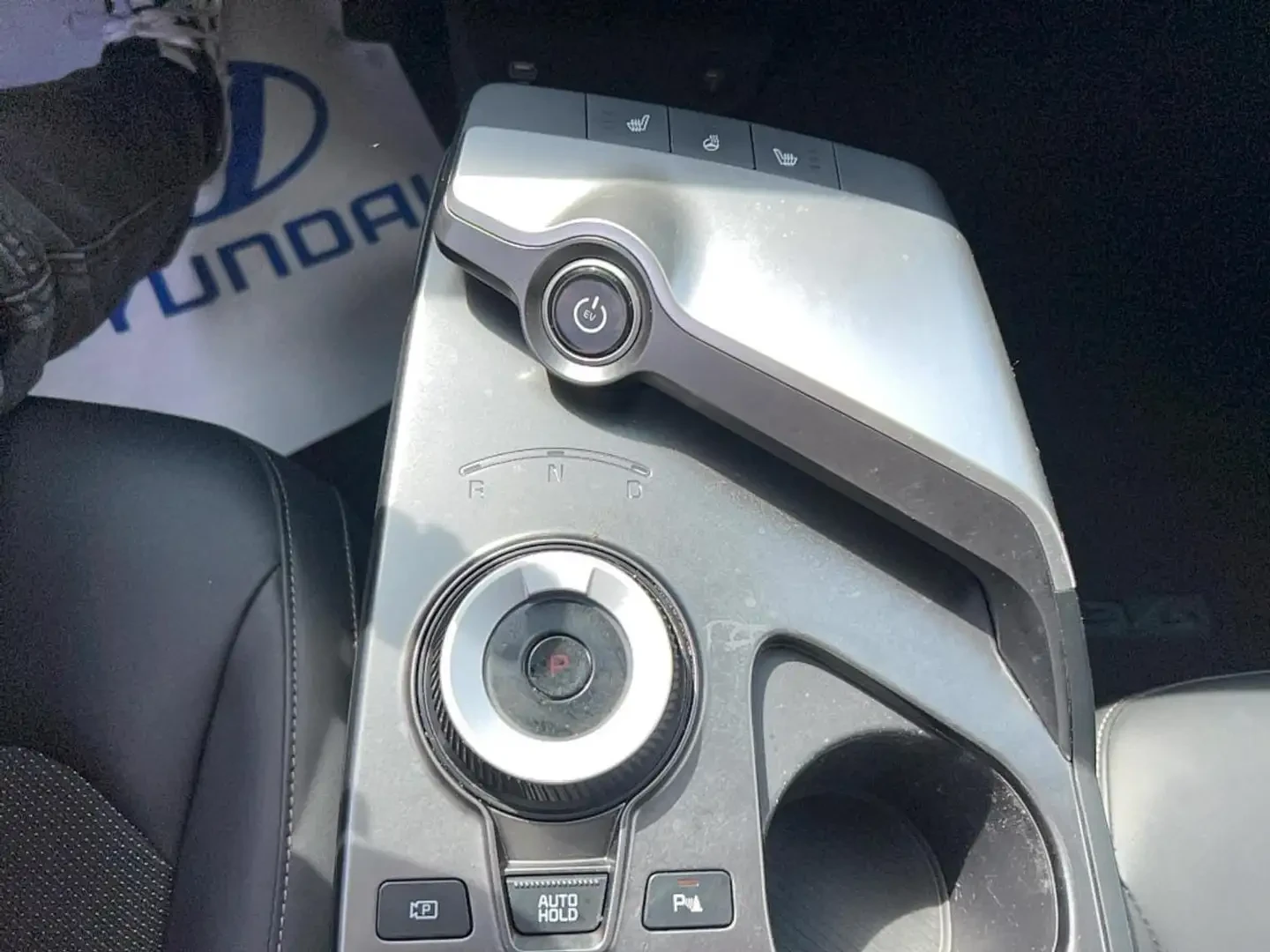 Kia EV6 LONG RANGE AWD/360CAM/FULL, снимка 14 - Автомобили и джипове - 55223965
