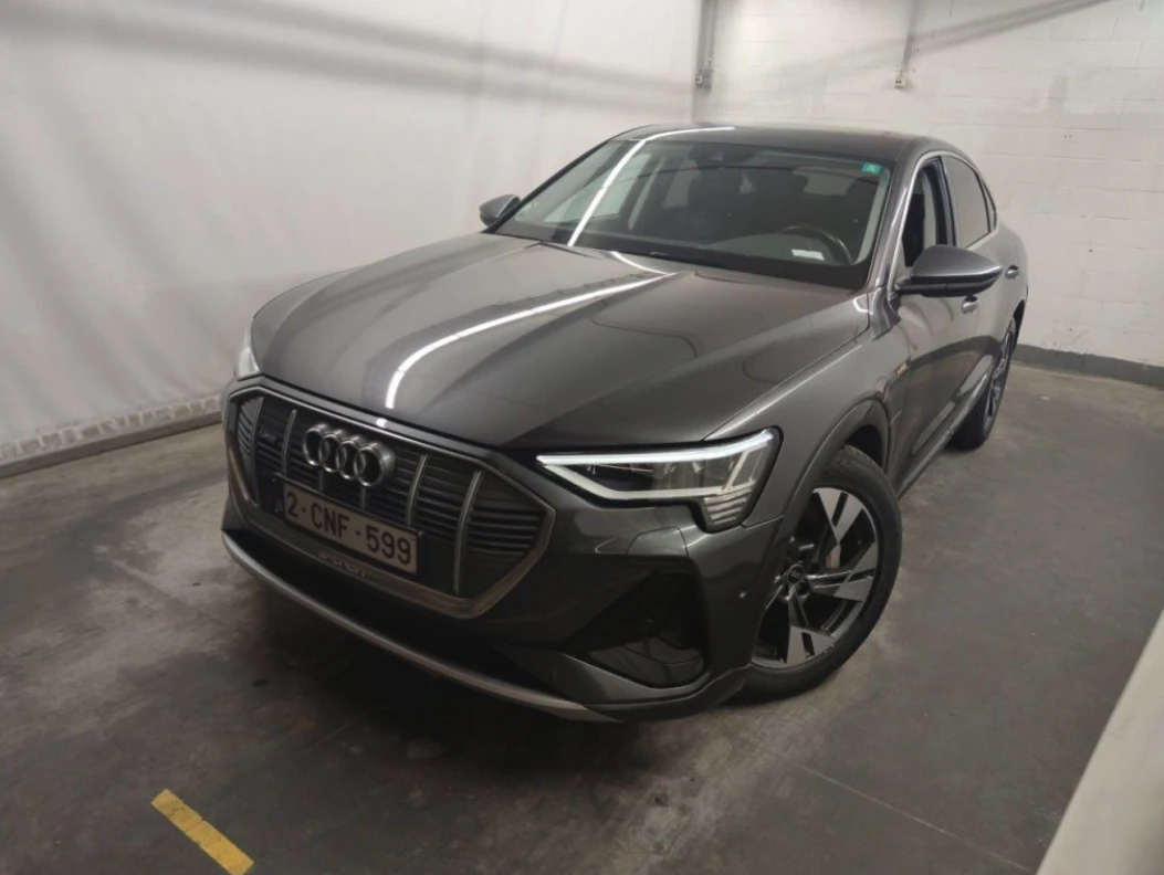Audi E-Tron Sportback 55 S Line 90% SOH, снимка 2 - Автомобили и джипове - 55444106