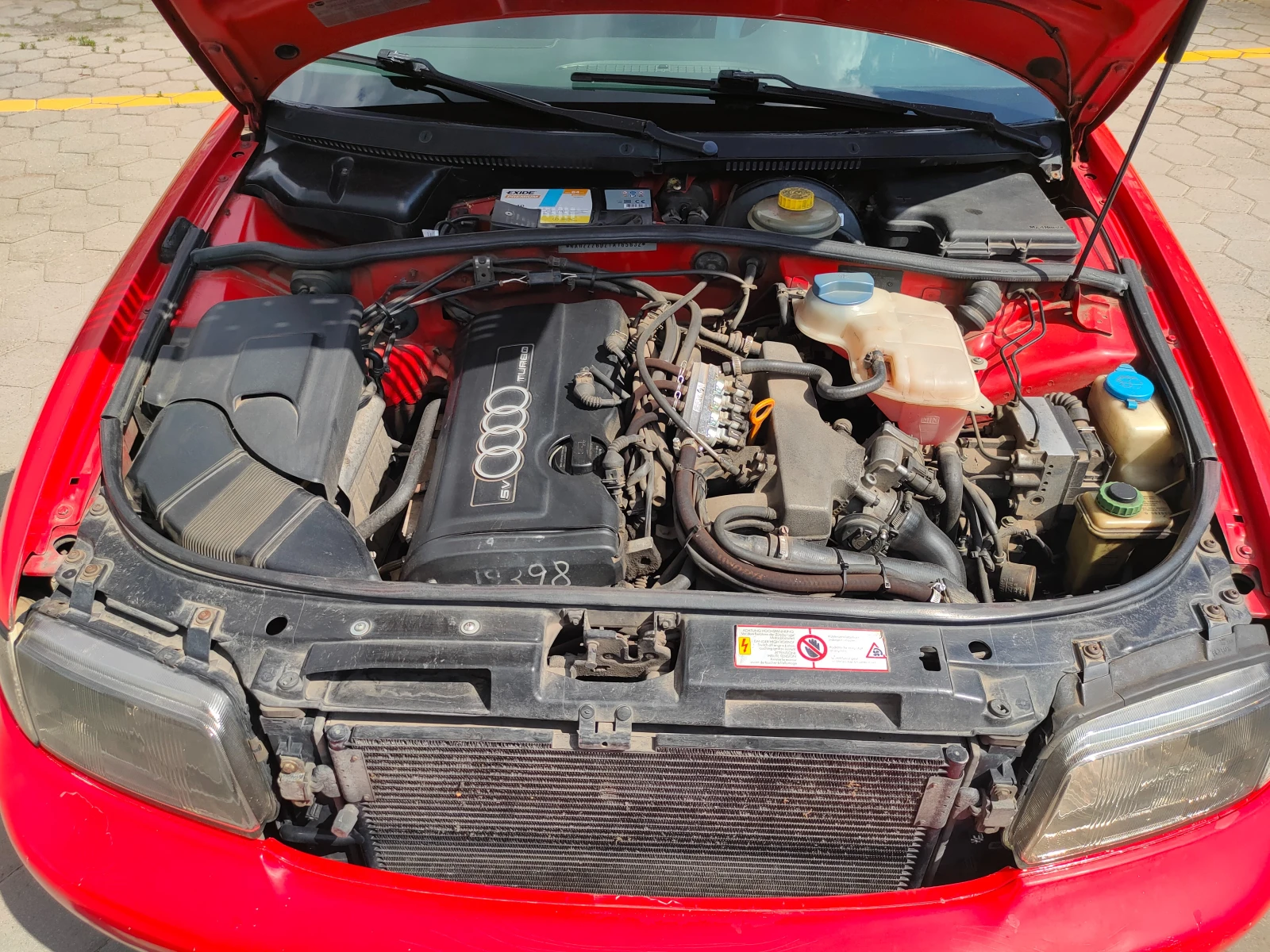 Audi A4 1.8T, снимка 7 - Автомобили и джипове - 55503431