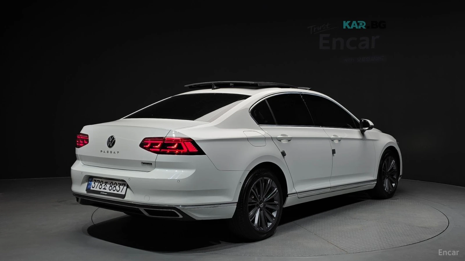 VW Passat 4MOTION* PRESTIGE* ПАНО* ОБДУХВ* ПАНО* ХЕДЪП, снимка 2 - Автомобили и джипове - 55709376