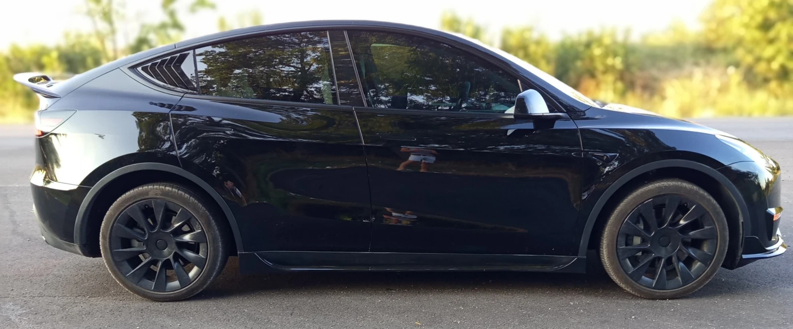 Tesla Model Y Dual Motor, снимка 8 - Автомобили и джипове - 55730524