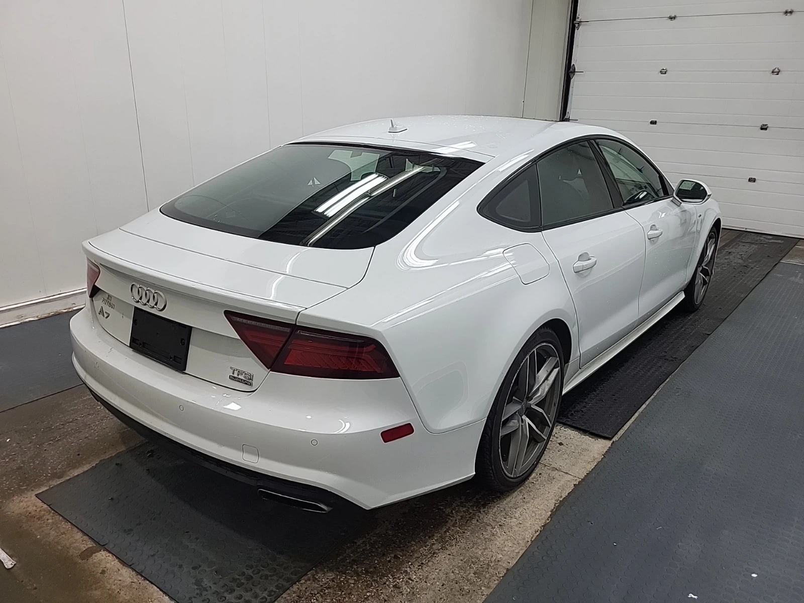 Audi A7 * 3.0T * S-Line * TECHNIK * CARFAX * , снимка 4 - Автомобили и джипове - 55841739