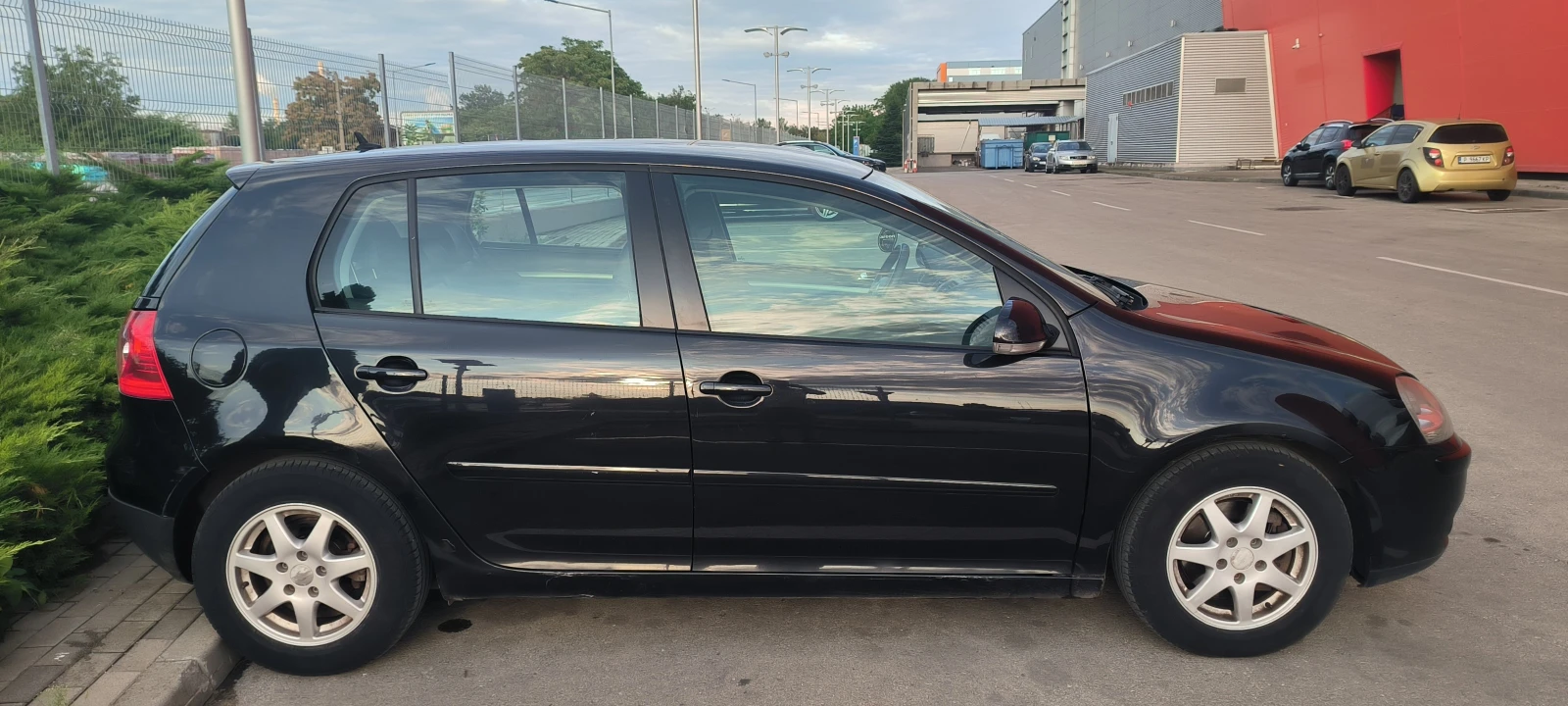 VW Golf FSI, снимка 3 - Автомобили и джипове - 56138202