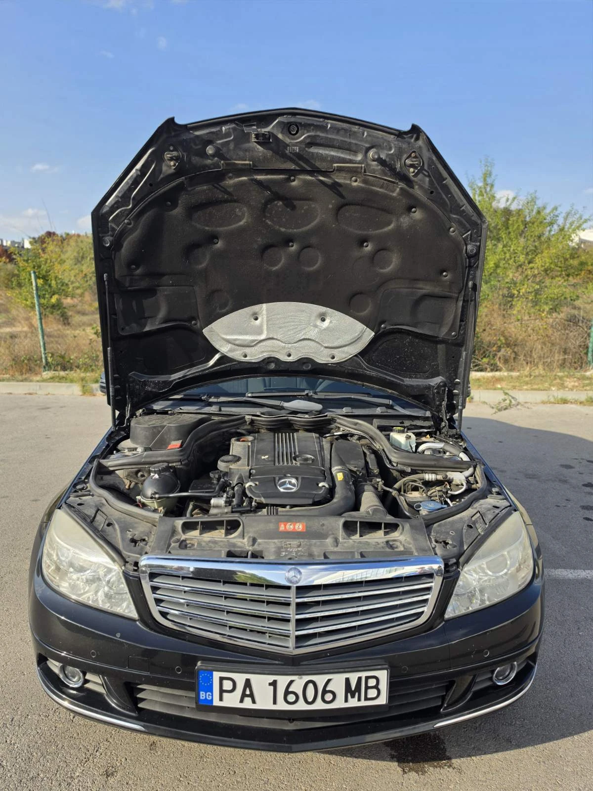 Mercedes-Benz C 180 CGI, снимка 15 - Автомобили и джипове - 56473563