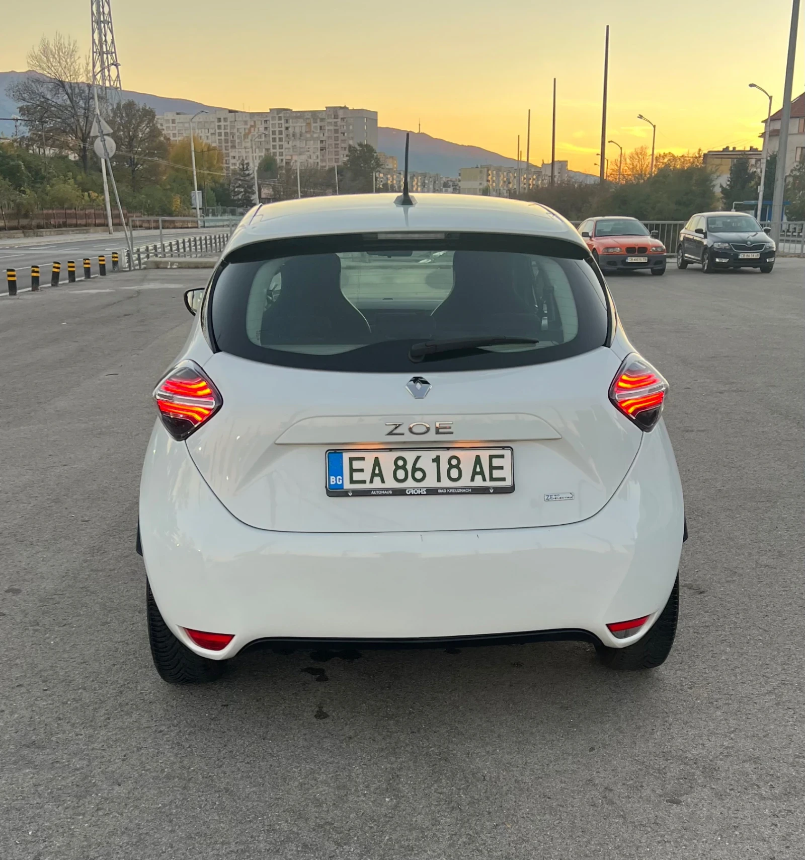 Renault Zoe 52 kwh, снимка 6 - Автомобили и джипове - 56634792