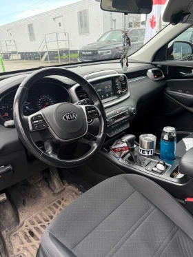 Kia Sorento * V6 AWD * АВТОКРЕДИТ БЕЗ ПЪРВОНАЧАЛНА ВНОСКА* , снимка 5
