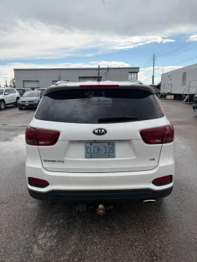 Kia Sorento * V6 AWD * АВТОКРЕДИТ БЕЗ ПЪРВОНАЧАЛНА ВНОСКА* , снимка 4