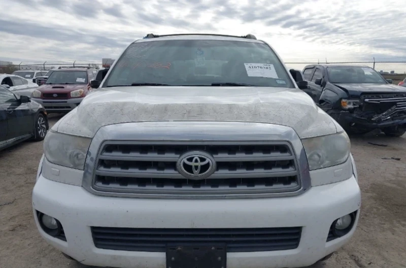 Toyota Sequoia, снимка 3 - Автомобили и джипове - 48976290