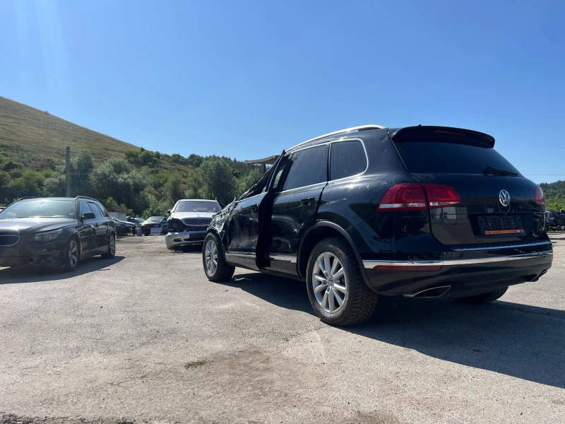 VW Touareg 3.0 TDI Exclusive, снимка 5 - Автомобили и джипове - 50899014