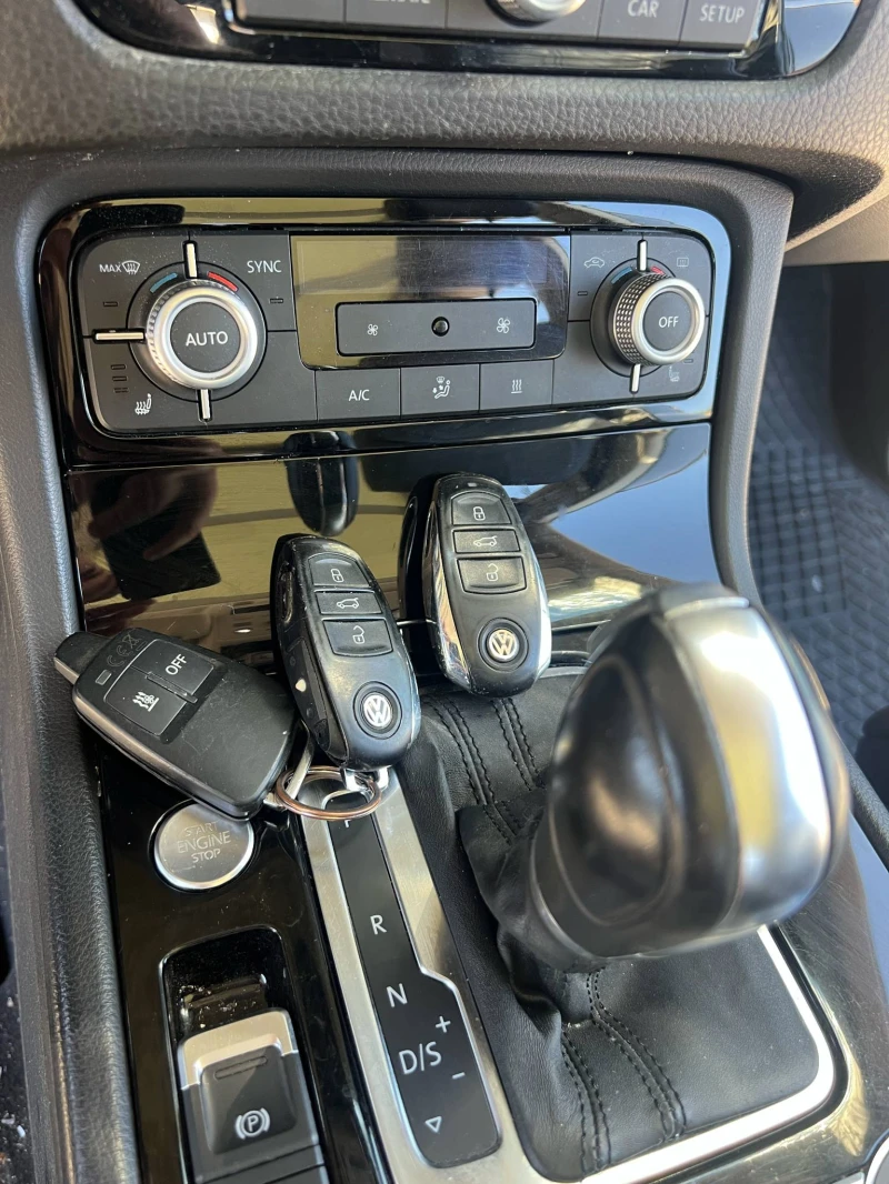 VW Touareg 3.0 TDI Exclusive, снимка 7 - Автомобили и джипове - 50899014