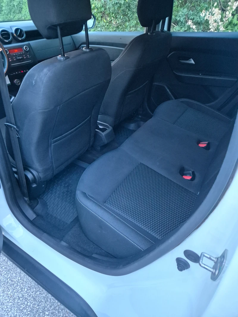 Dacia Duster 1.5DCI-115кс/4х4/20г /2бр., снимка 10 - Автомобили и джипове - 51122229
