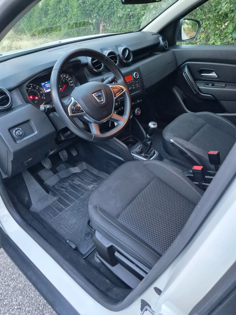 Dacia Duster 1.5DCI-115кс/4х4/20г /2бр., снимка 11 - Автомобили и джипове - 51122229