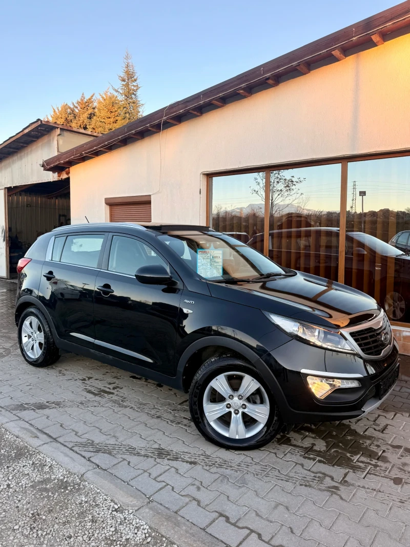 Kia Sportage 2.0* 4x4* Панорама* Нов внос* Италия* Топ* Реална*, снимка 5 - Автомобили и джипове - 52930362