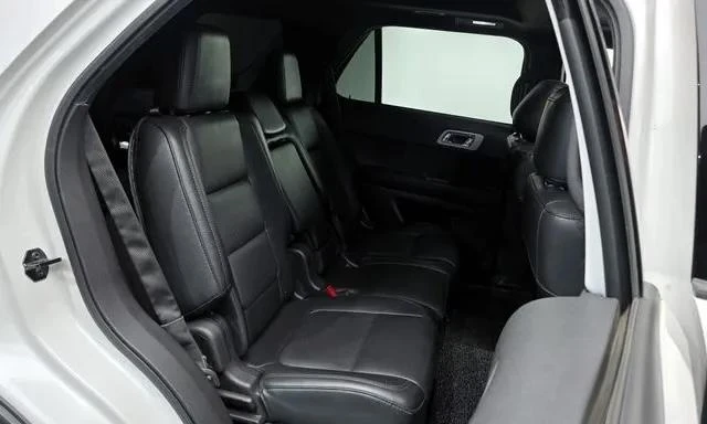 Ford Explorer 3.5 4WD, снимка 11 - Автомобили и джипове - 52883740
