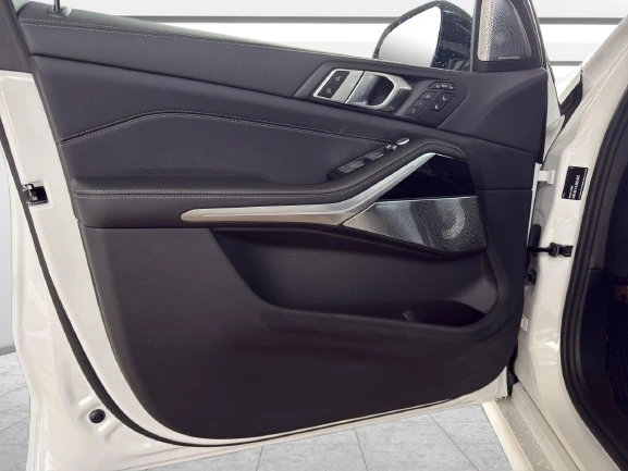 BMW X7 40d xDrive = M-Sport Pro = Гаранция - изображение 6