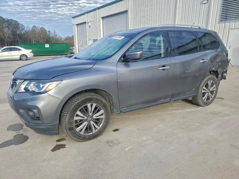 Nissan Pathfinder 3.5L 6 4x4 w/Front Whl Drv