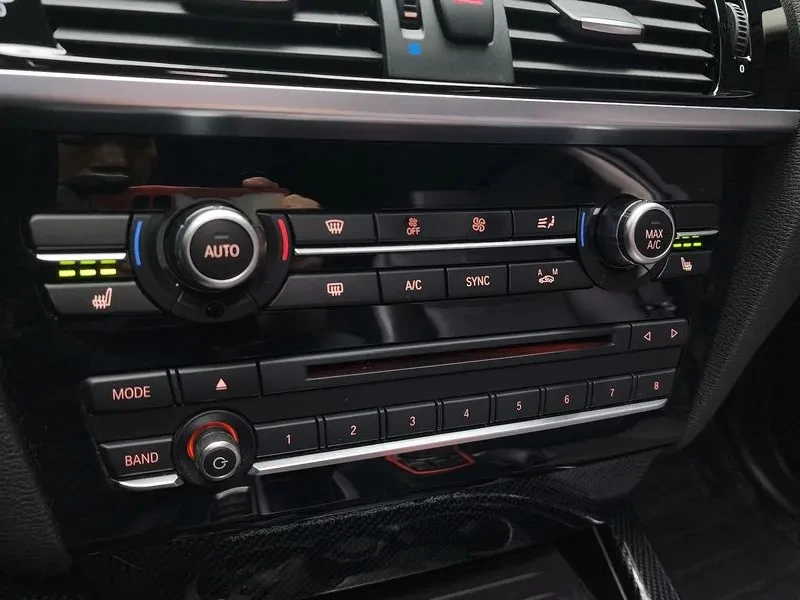 BMW X4 xDrive 20D, снимка 17 - Автомобили и джипове - 55352081