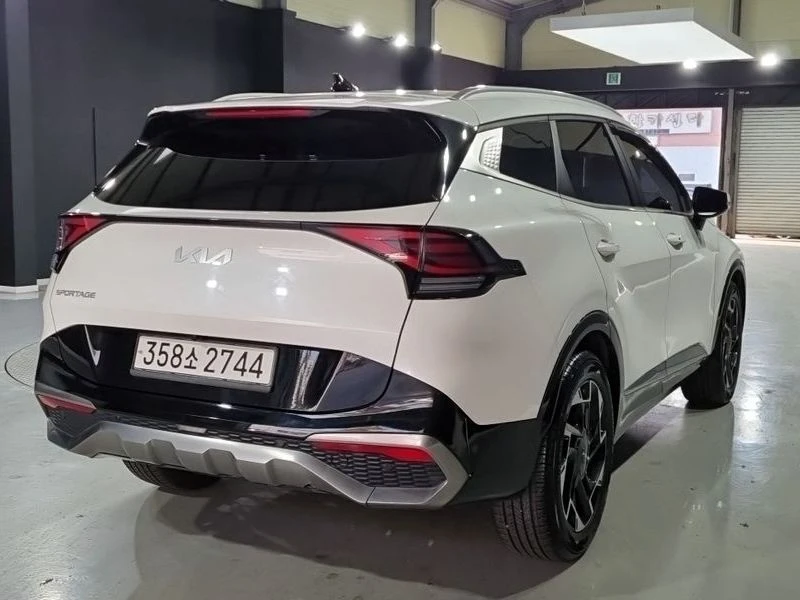 Kia Sportage Diesel 2.0 2WD| 184к.с.| ВКЛ.ТЕХНОТЕСТ, снимка 2 - Автомобили и джипове - 55636725