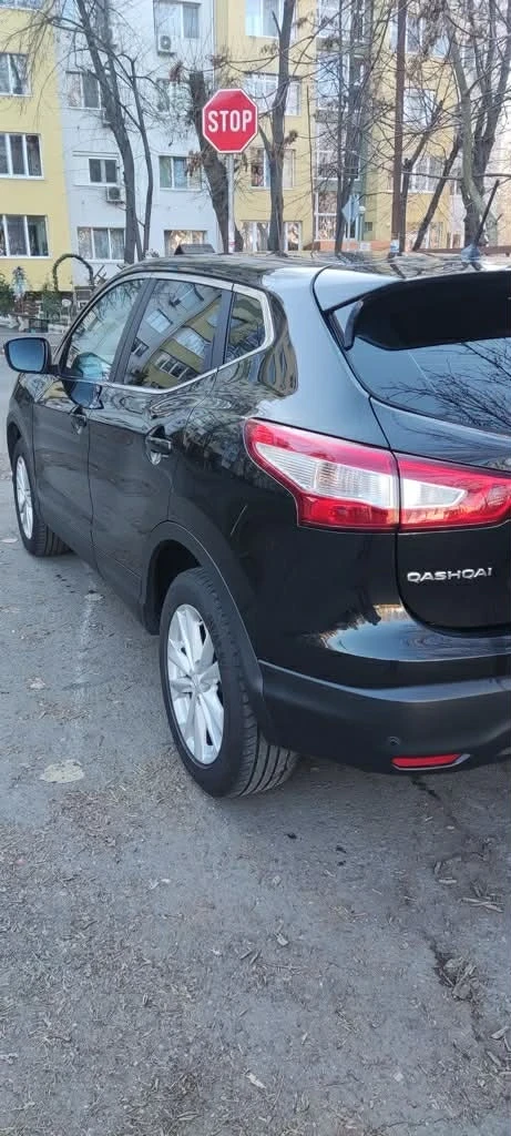 Nissan Qashqai Джип, снимка 5 - Автомобили и джипове - 55967611