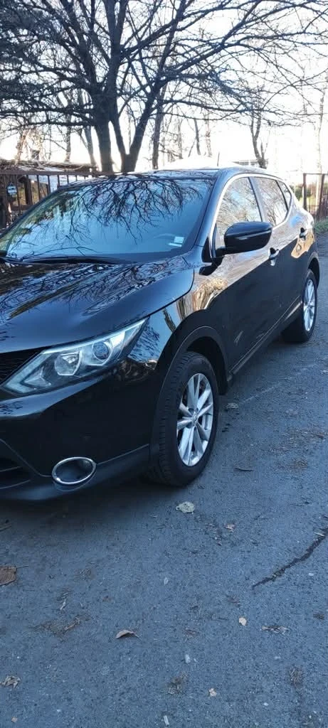 Nissan Qashqai Джип, снимка 4 - Автомобили и джипове - 55967611
