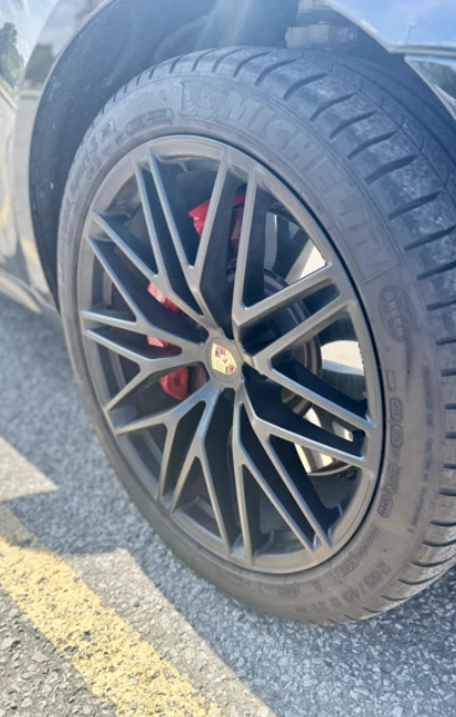 Porsche Macan GTS* PTV+ * Sport Chrono* 360* BOSE* PREMIUM+ * УН, снимка 17 - Автомобили и джипове - 55967816