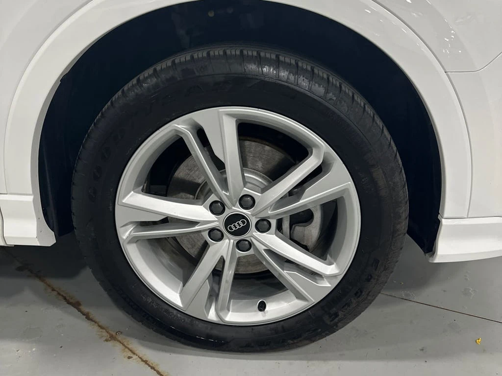 Audi Q3 * Progressiv * CARFAX * БЕЗ ПЪРВОНАЧАЛНА ВНОСКА - изображение 7