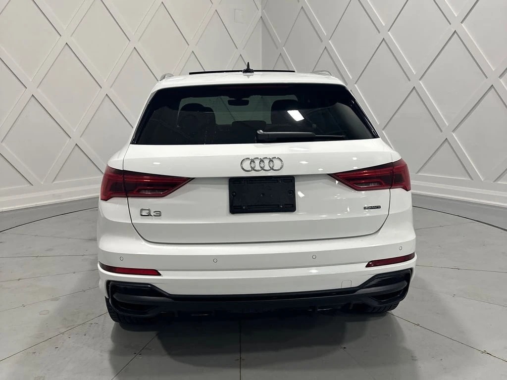 Audi Q3 * Progressiv * CARFAX * БЕЗ ПЪРВОНАЧАЛНА ВНОСКА - изображение 4