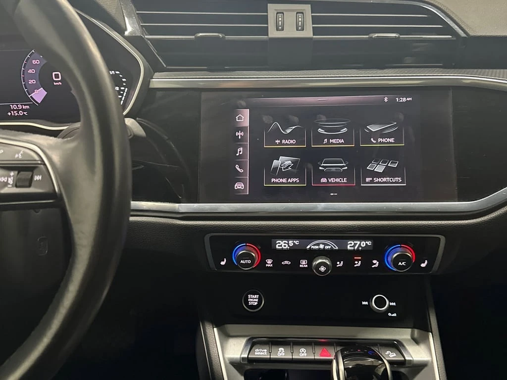 Audi Q3 * Progressiv * CARFAX * БЕЗ ПЪРВОНАЧАЛНА ВНОСКА - изображение 8