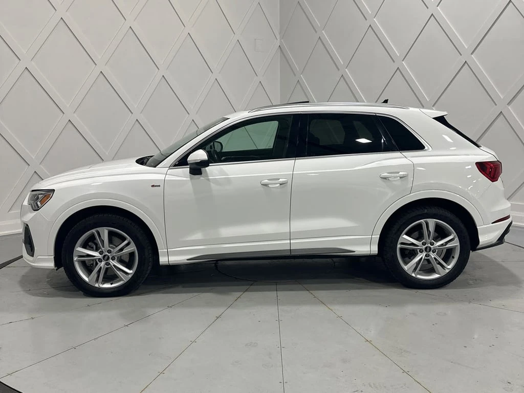 Audi Q3 * Progressiv * CARFAX * БЕЗ ПЪРВОНАЧАЛНА ВНОСКА - изображение 2