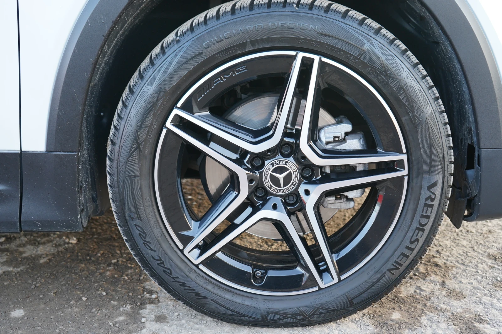 Mercedes-Benz GLB 200 4M* AMG* NIGHT PACK* CAMERA* DISTR* EXCLUSIVE | Mobile.bg � ����������� 17