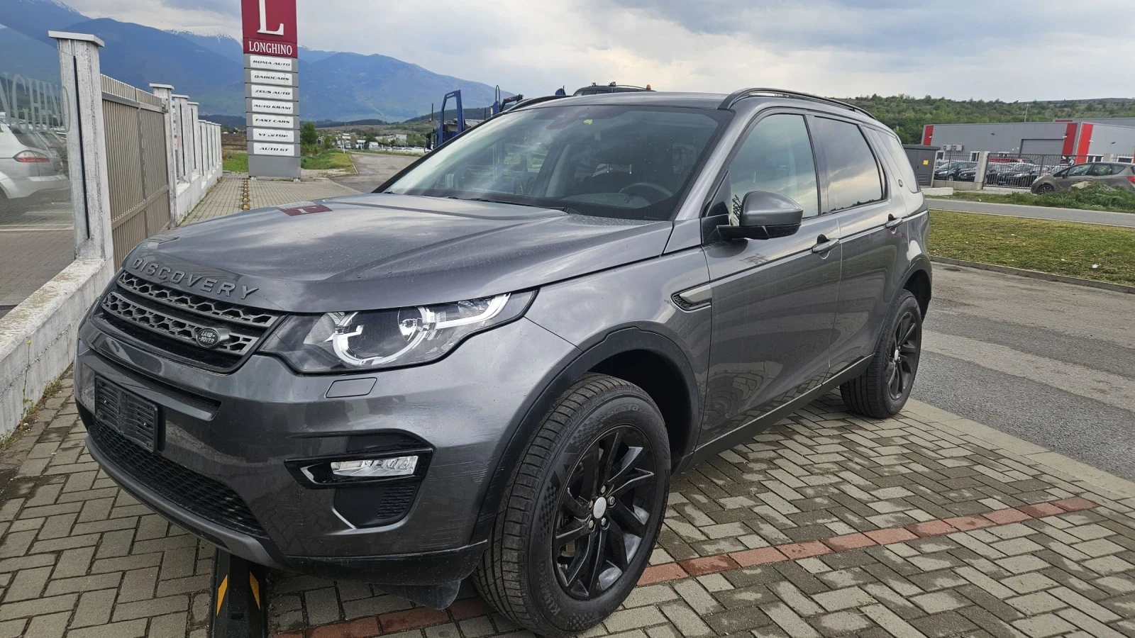 Land Rover Discovery Sport, снимка 2 - Автомобили и джипове - 54061259