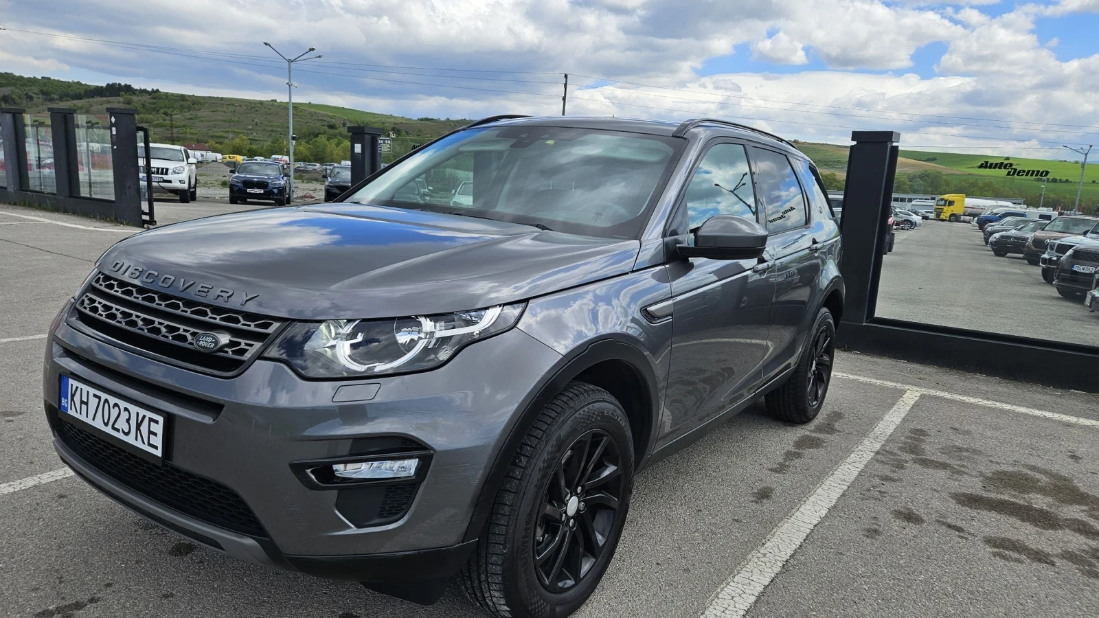 Land Rover Discovery Sport, снимка 3 - Автомобили и джипове - 54061259