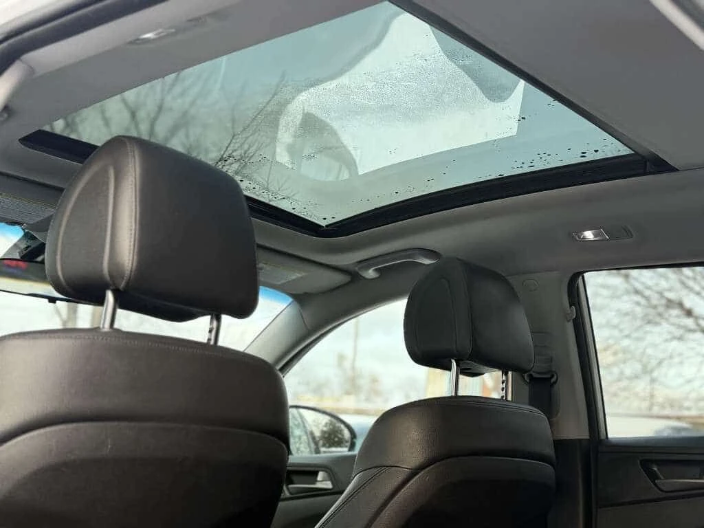 Hyundai Tucson * CARFAX * ЦЕНА ДО БГ, снимка 17 - Автомобили и джипове - 54765965