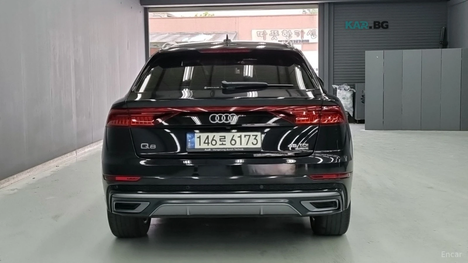 Audi Q8 45TDI* ОБДУХВАНЕ* 360 КАМ* HEADUP* ПАМЕТ* ПАНО, снимка 3 - Автомобили и джипове - 54782947