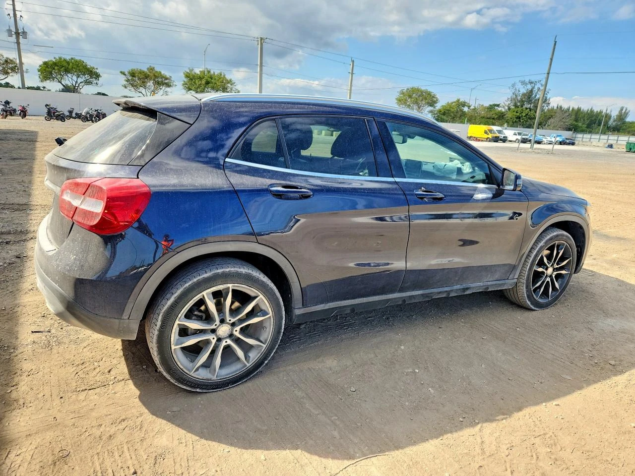 Mercedes-Benz GLA 250 2.0l 4Matic, снимка 3 - Автомобили и джипове - 54880133