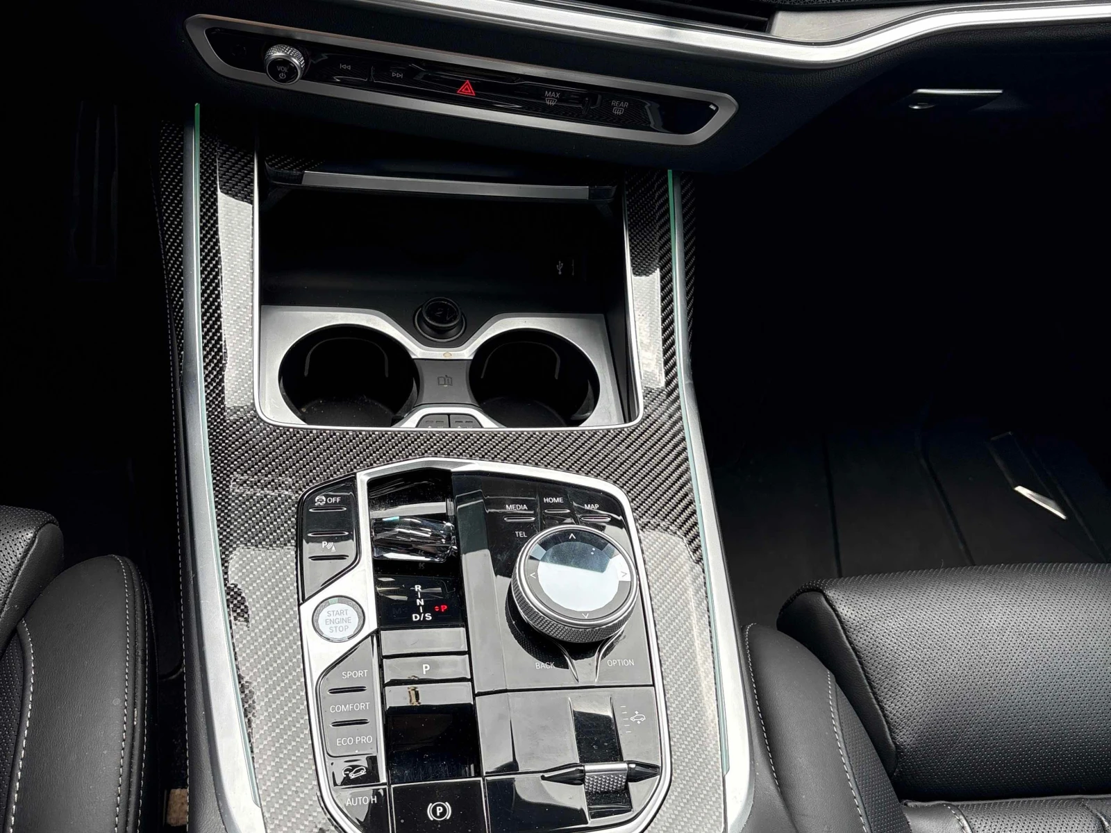 BMW X7 XDRIVE 40I * * CARFAX * * АВТО КРЕДИТ * * , снимка 9 - Автомобили и джипове - 54970929