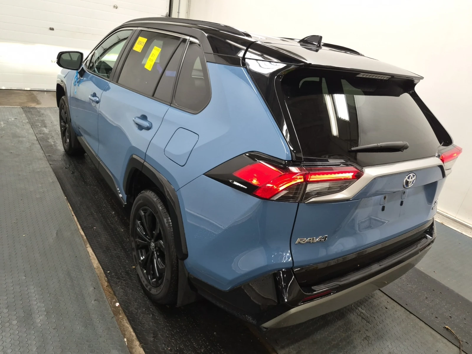 Toyota Rav4 XSE, снимка 6 - Автомобили и джипове - 55037597