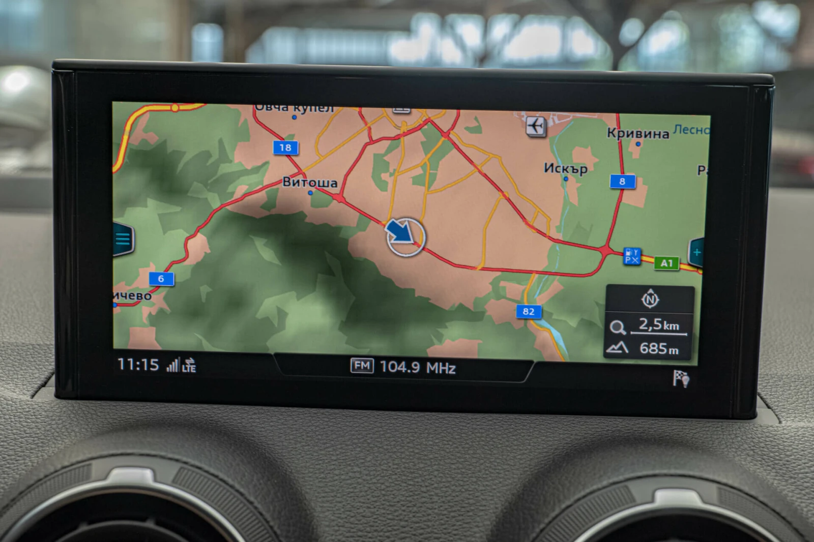 Audi Q2 SQ2/2.0TFSI/Bang&Olufsen/HuD/Virtual/Dist./Side As, снимка 16 - Автомобили и джипове - 55815907
