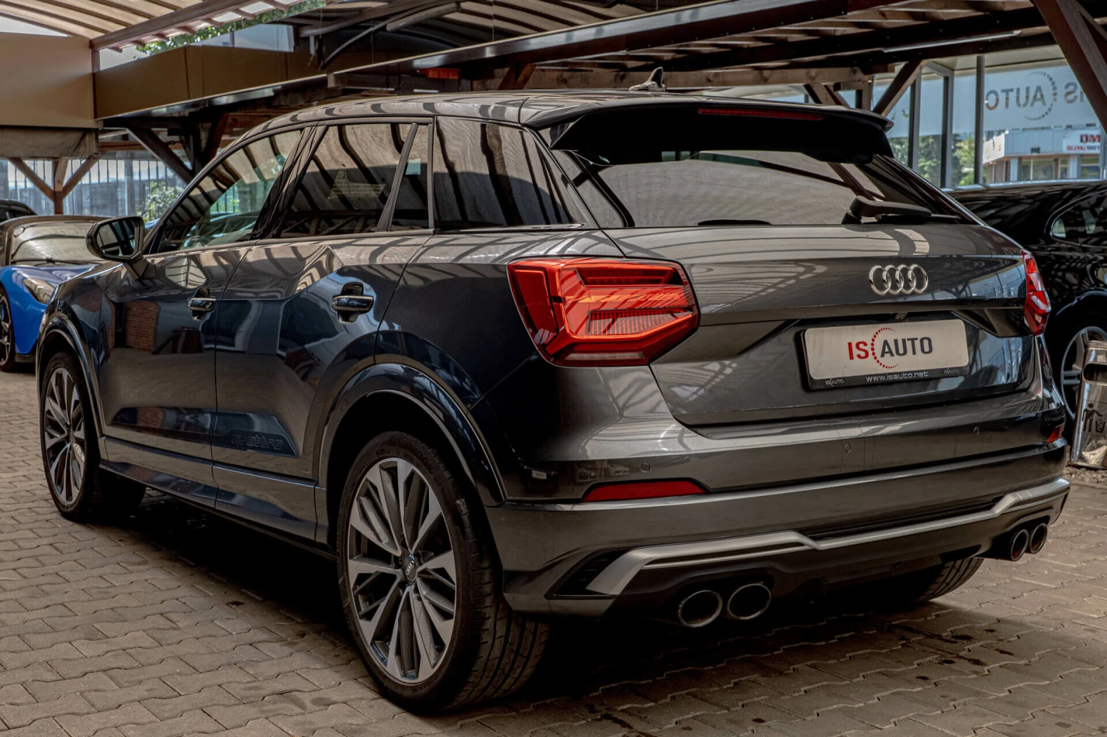Audi Q2 SQ2/2.0TFSI/Bang&Olufsen/HuD/Virtual/Dist./Side As, снимка 4 - Автомобили и джипове - 55815907