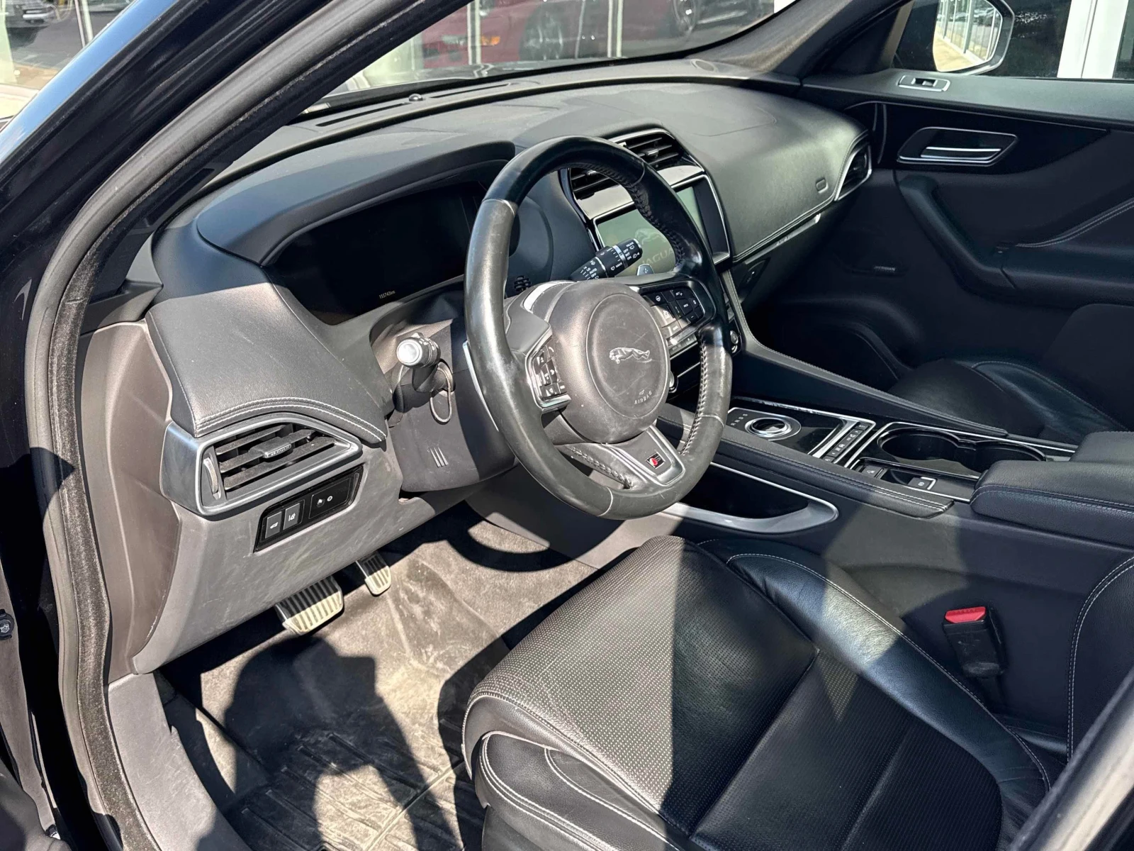 Jaguar F-PACE * S * CARFAX * ЦЕНА ДО БГ, снимка 5 - Автомобили и джипове - 55872464