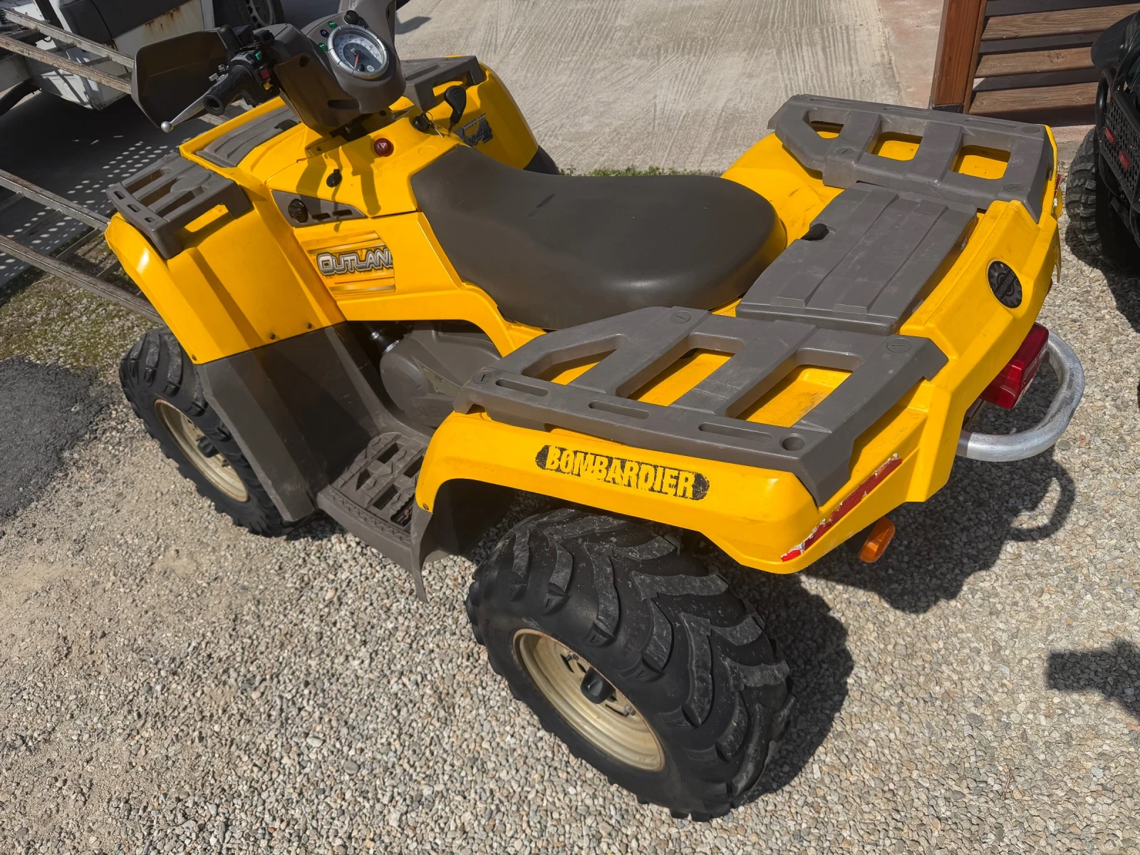 Can-Am Outlander 4x4 КАТО НОВО , снимка 3 - Мотоциклети и мототехника - 54214814