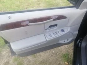 Lincoln Town car 4.6 V8 , снимка 13