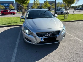 Обява за продажба на Volvo V60 D2 DrivE Summum ~14 200 лв. - изображение 1