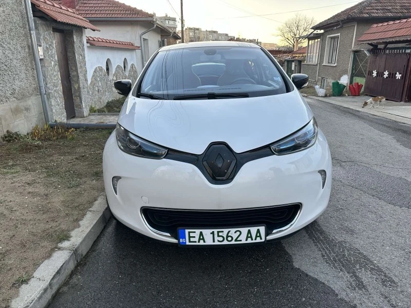 Renault Zoe, снимка 1 - Автомобили и джипове - 46670924