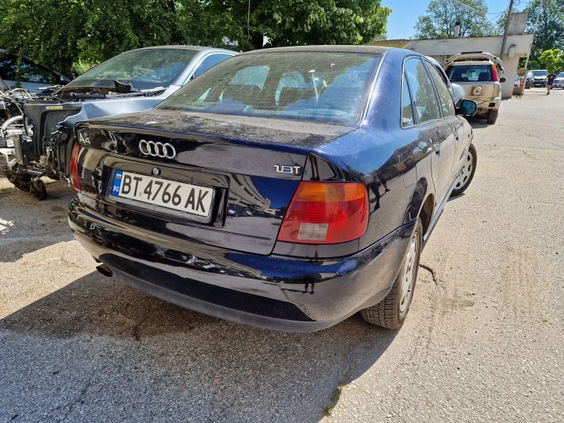 Audi A4 1.8 i, снимка 4 - Автомобили и джипове - 46009724